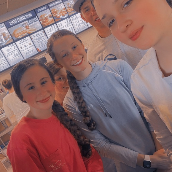 Meet your Posher, Abby - Picture 5 of 16